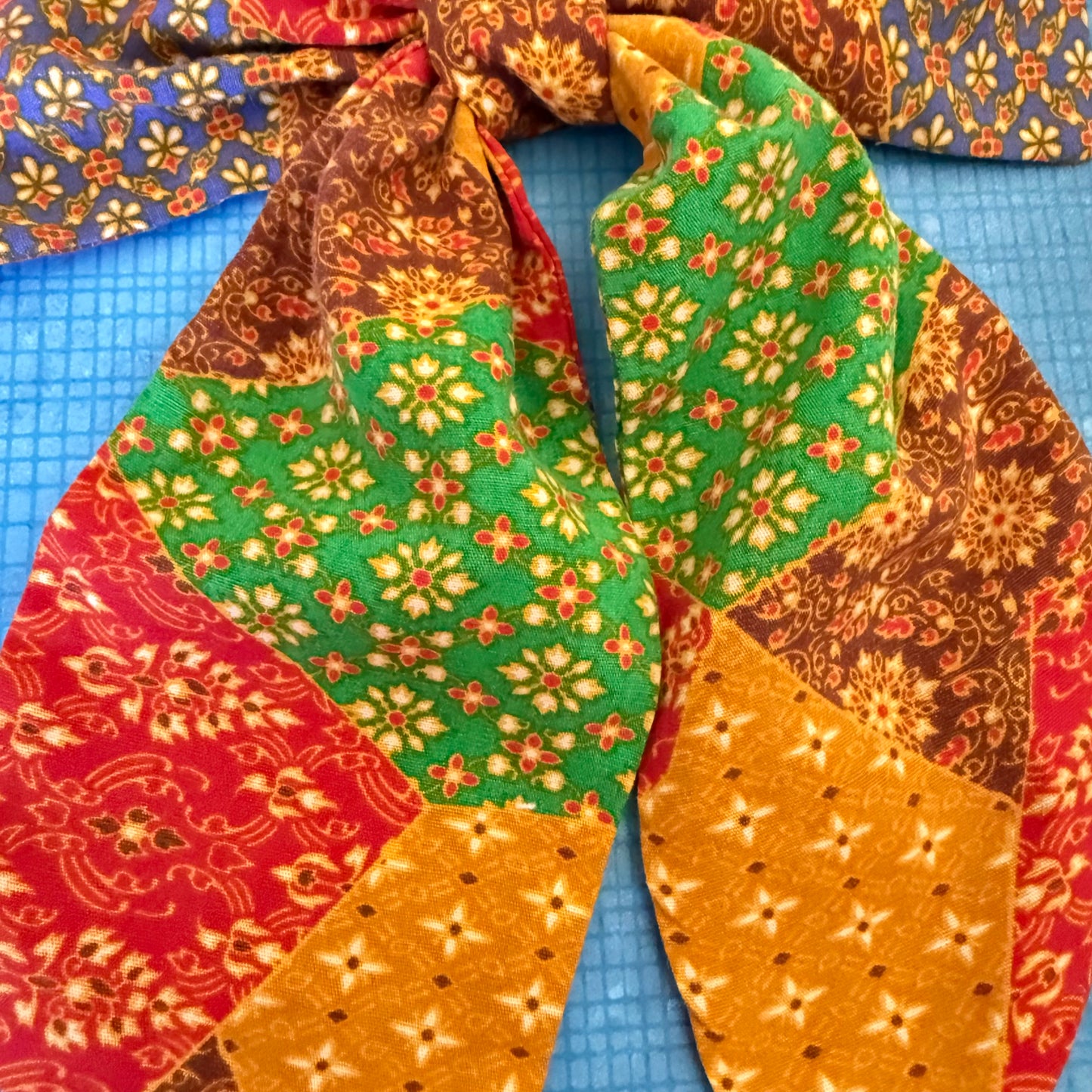 Vintage Giant Bow