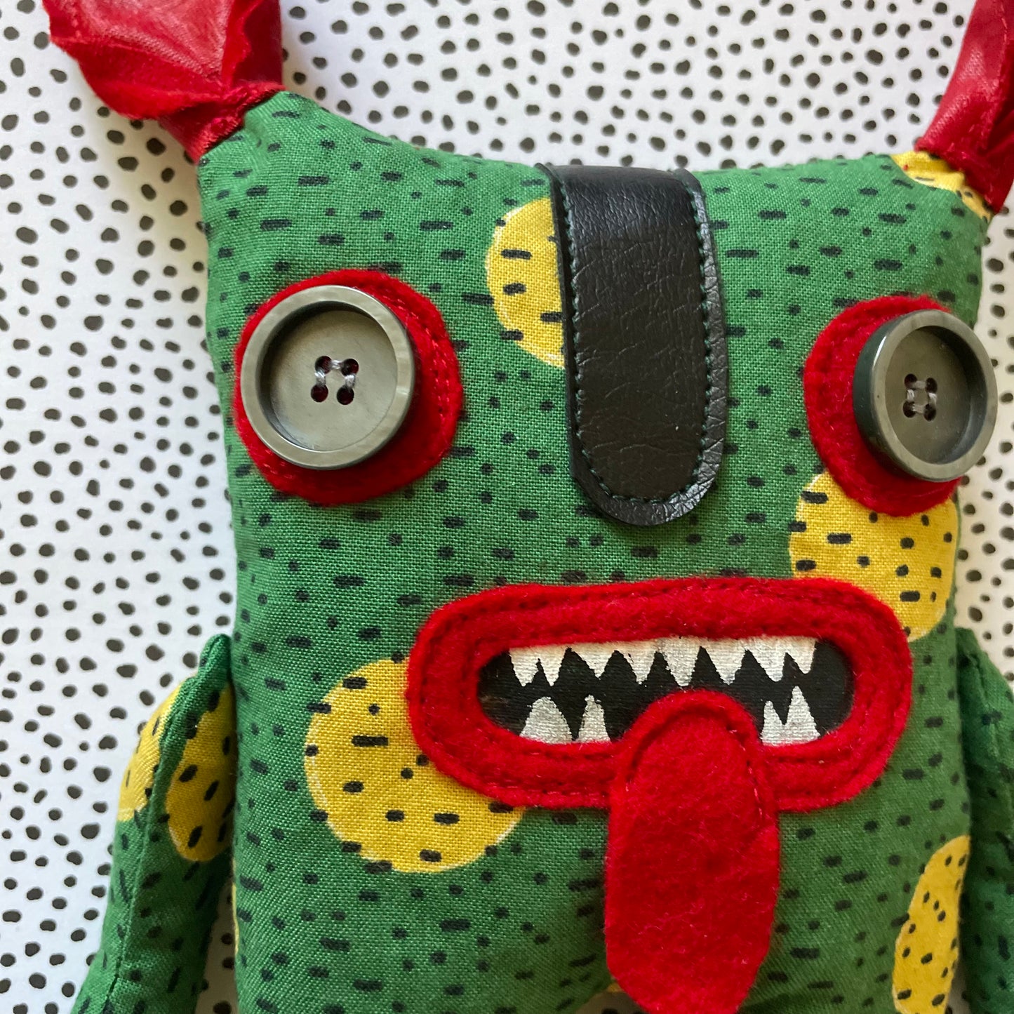 Red /Green Tecuani