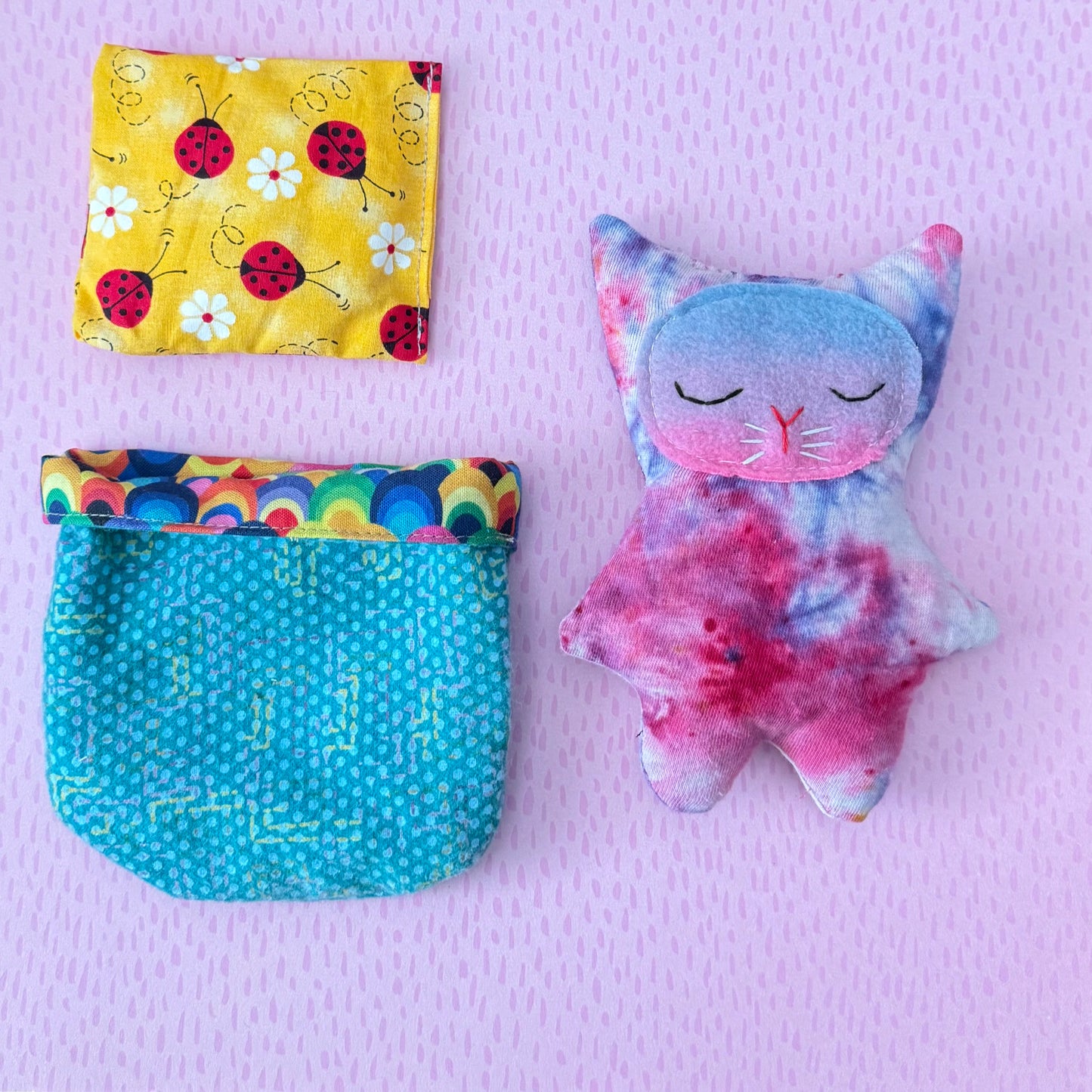 Happy Vibes Kitty Sleeping Set