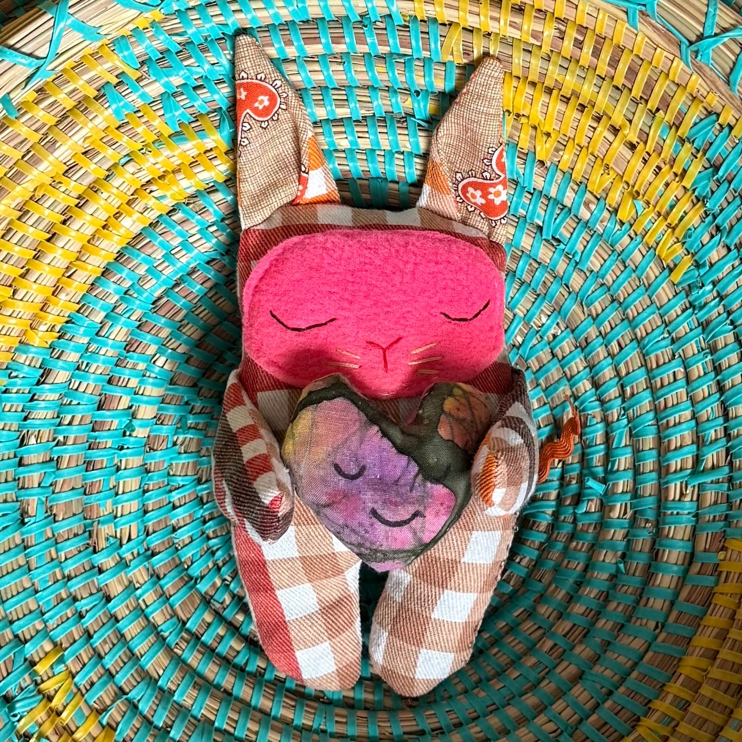 Happy Vibes Kitty Lovin it!