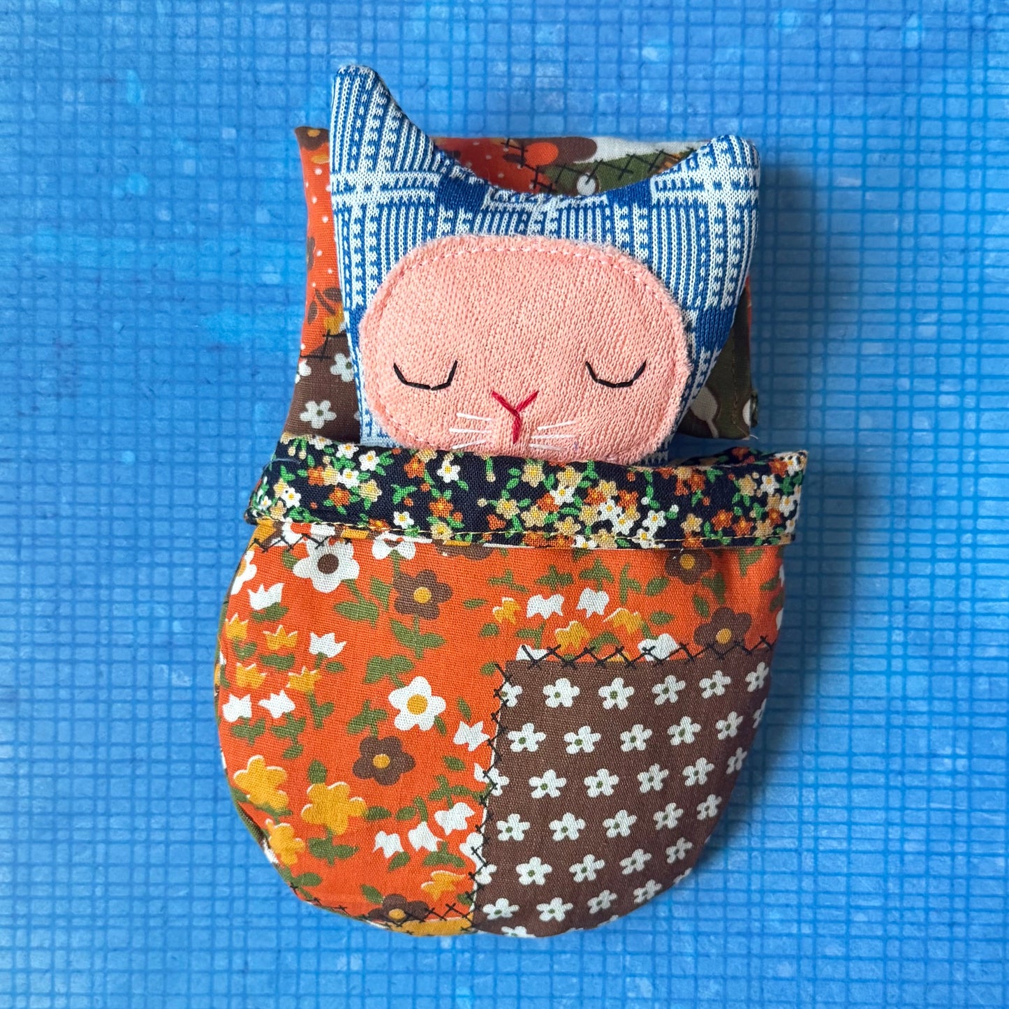 Happy Vibes Kitty Sleeping Set